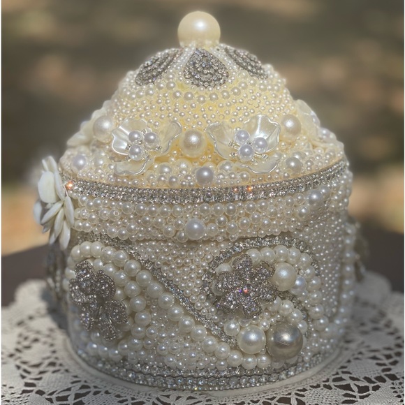 Bridal Keepsake Box - Picture 7 of 9